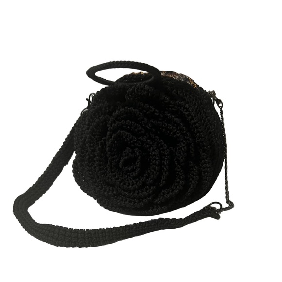 African Handmade Sling Rose Flower Purse - Picture 1 of 5